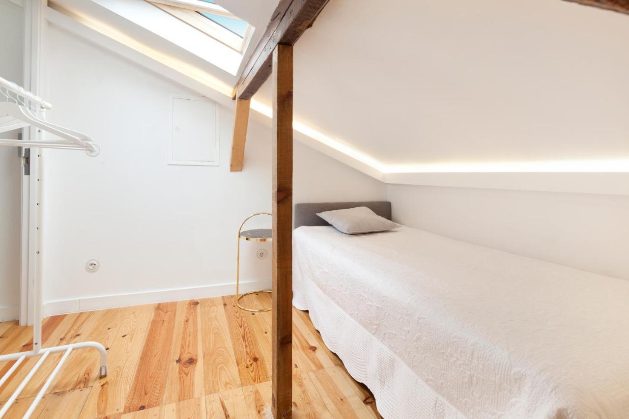 Tiny Cosy Room- Alcantara Lisbon Bagian luar foto