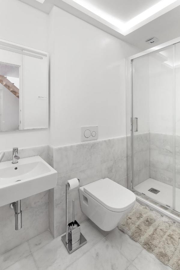Tiny Cosy Room- Alcantara Lisbon Bagian luar foto